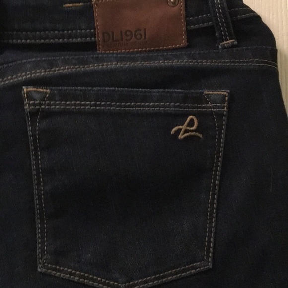DL1961 Jeans sz 28 - Picture 3 of 4